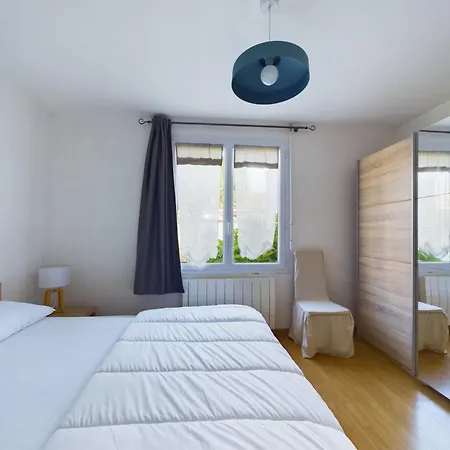 Ferienhaus Maison Pour 8 Avec Jardin A 600m De La