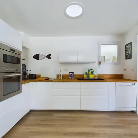 Maison Pour 8 Avec Jardin A 600m De La *