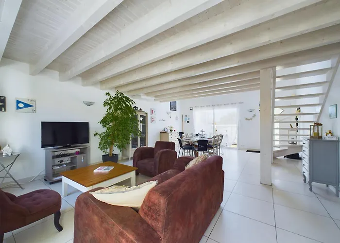 Maison Pour 8 Avec Jardin A 600m De La Ferienhaus